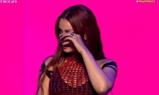 MAD VMA 2023: Η συγκίνηση της Φουρέιρα on stage: «Έχω γίνει ευσυγκίνητη από τότε που έγινε μαμά»
