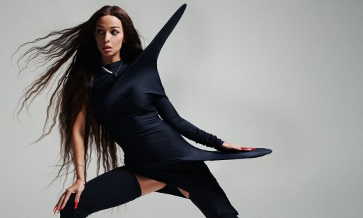 Ελένη Φουρέιρα: Ποζάρει χωρίς ίχνος μακιγιάζ και εντυπωσιάζει με το γλυκό της πρόσωπο!