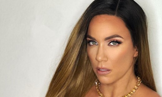 Κατερίνα Στικούδη: Η μοναδική φώτο με τον 20 μηνών γιο της στην παραλία