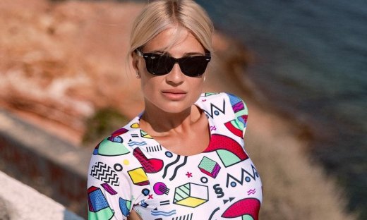 Φαίη Σκορδά: Εντυπωσιάζουν οι νέες της φωτό με μαγιό!