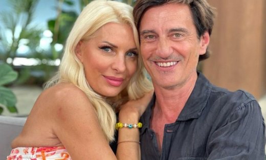 Ο Θοδωρής Κουτσογιαννόπουλος επέστρεψε στο αγαπημένο μέρος της Ελένης Μενεγάκη