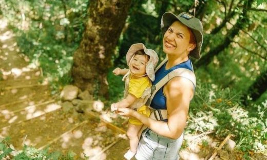 Πέννυ Μπαλτατζή: Ποζάρει με μαγιό μετά τις εγκυμοσύνες