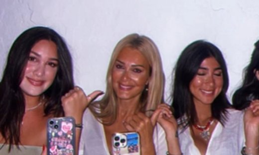 Δες τις πολύ σπάνιες φωτό της Αντριάνας, κόρης της Νατάσας Θεοδωρίδου