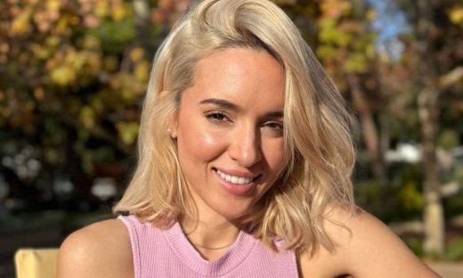 «Αυτή είναι η Καλομοίρα;» αναρωτήθηκαν οι followers στην πρόσφατη φωτογραφία της με τον σύζυγό της