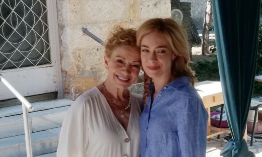 Η Πέμη Ζούνη δεν θέλει να συνεργαστεί με τον Παπακαλιάτη: «Μα τι να κάνω, τη θεία του;»