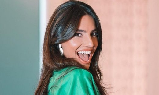 Η Παπαγεωργίου έκανε πρεμιέρα στο Shopping Star και όλοι θυμήθηκαν την Καγιά