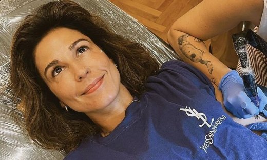 Παπουτσάκη: Η λατρεία της για αυτό το πρόσωπο την οδήγησε στο να κάνει ένα νέο τατουάζ (εικόνες)