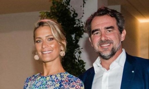 Δεν πήρε τα μάτια του από πάνω της ο Νικόλαος  - Το φόρεμα υπερπαραγωγή της Τατιάνας Μπλάτνικ