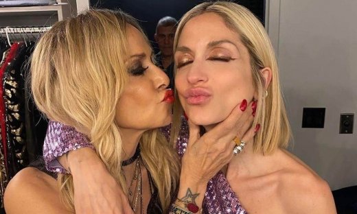 Πιο ξανθιά από ποτέ η Άννα Βίσση είπε μεγάλες αλήθειες για την κόρη της στη νέα της συνέντευξη