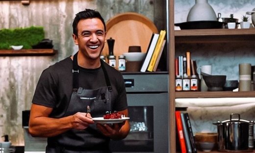 Λάμπρος Βακιάρος: «Στη ζωή μου δεν μου αρέσει η ρουτίνα, μου αρέσει η δημιουργία»