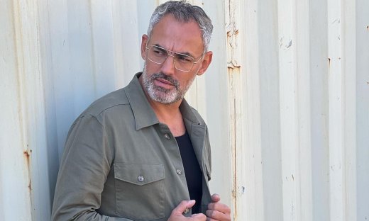 Νίκος Συρίγος: «Δεν είναι του γούστου μου οι έρωτες του Instagram, οι έρωτες των εξωφύλλων»