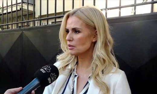 Μαρία Αραμπατζή: «Στην τηλεόραση δεν υπάρχει μονιμότητα»