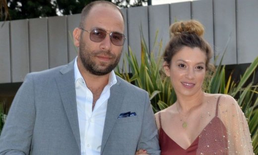 Η Σύλβια Δεληκούρα άλλαξε τα μαλλιά της και από 44 μοιάζει 30: Το σπίτι, τα 27 κιλά και ο γιος της