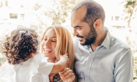 Στο post της Μαρίας Ηλιάκη με τον σύζυγο & την κόρη ο Αντίνοος Αλμπάνης έκανε το πιο επικό σχόλιο