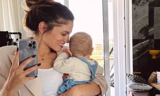 H Ολίβια γιορτάζει τα 1α της γενέθλια & η Συναντσάκη είπε μία μεγάλη αλήθεια εκεί που δεν περιμέναμε