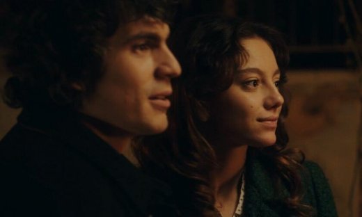 Το Ναυάγιο: Η Αλίκη κάνει μία τρομερή ανακάλυψη για τον παράνομο δεσμό του Γιώργη με την Ασημίνα