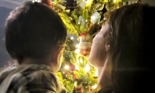 Στην πρώτη φωτό ever που ανέβασε η Χρύσα Μιχαλοπούλου με τον γιο της η Δροσάκη έκανε επικό σχόλιο