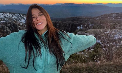 Οι σπουδές, σπουδές αλλά η μουσική, μουσική: Η 20χρονη καλλονή κόρη της Πάολα & η αγάπη για τον χορό