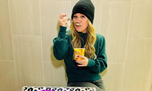 H Kelly Clarkson έχασε κιλά και είναι αγνώριστη