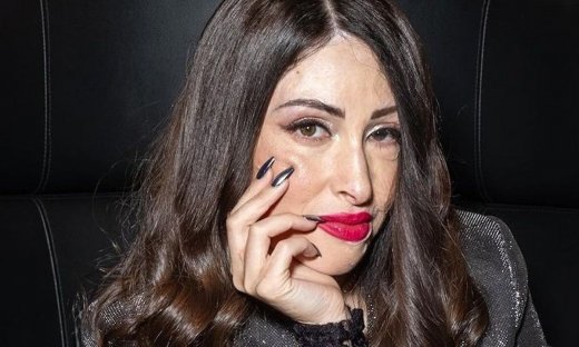 Η Ιωάννα Παλιοσπύρου έκανε το μανικιούρ που μοιάζει με καθρέφτη