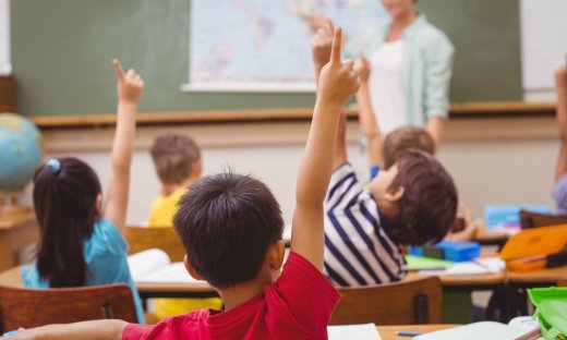 Έξαρση των ιώσεων: Τα συμπτώματα που πρέπει να μας ανησυχήσουν