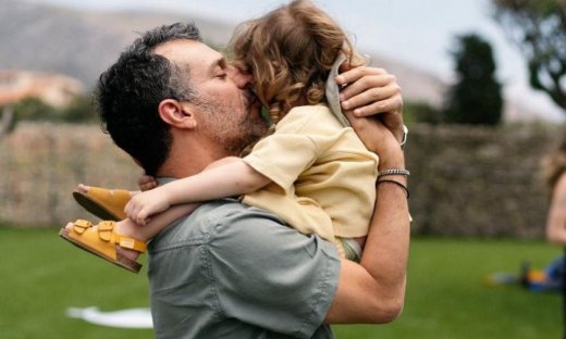 Γιώργος Χρανιώτης: Η throwback φωτογραφία με τον γιο του στη θάλασσα