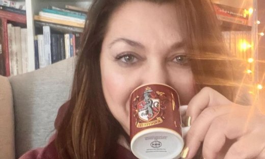 Γαρμπή και Σολωμού έχουν κούπες που μας θυμίζουν δύο αγαπημένους ήρωες