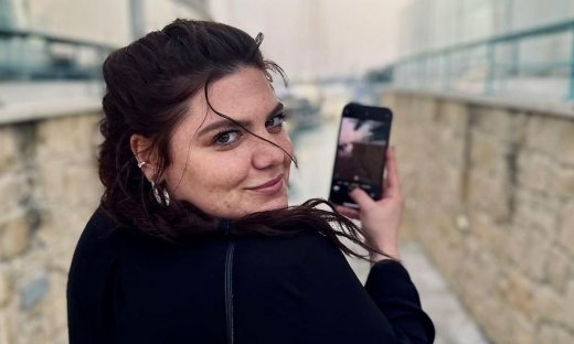 Τα παράτησε όλα και έφυγε η Δανάη Μπάρκα - Ο λόγος και οι φωτογραφίες