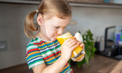 Καθημερινή κατανάλωση χυμών: Πόσο αυξάνει τον ΔΜΣ