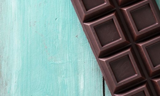 Μαύρη σοκολάτα και ιδιοπαθής υπέρταση: Τι ανακάλυψαν οι ερευνητές