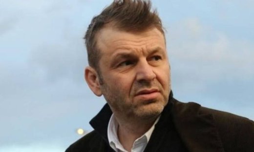Συνεχίζεται ο ρόλος του Απόστολου Γκλέτσου στη Γη της ελιάς