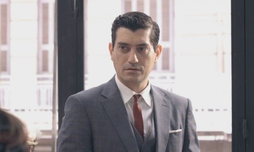 Ο Παράδεισος των Κυριών: Ο Ντίνος εξοργισμένος βγάζει τη βέρα του