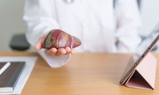 Ηπατική εγκεφαλίτιδα: Τι πρέπει να ξέρετε για την πάθηση