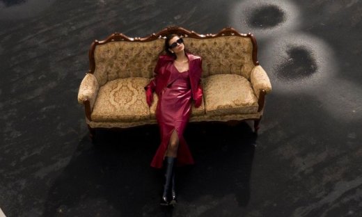 To Mosty.com παρουσιάζει τη νέα του ανατρεπτική FW24 καμπάνια με την υπογραφή του Κοσμά Κουμιανού