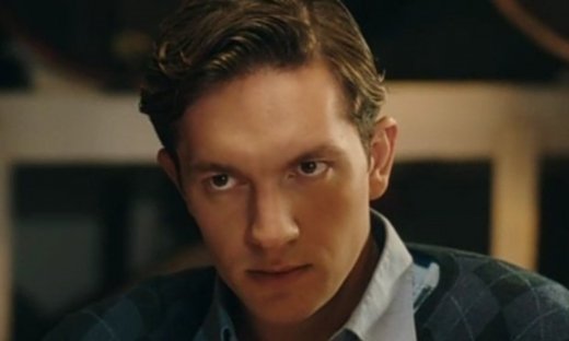 Το Ναυάγιο: Ο Άγγελος αποκαλύπτει στον Πέτρο τα όσα βρήκε στο συρτάρι του Ιπποκράτη