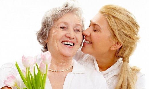 Οι καλύτερες συμβουλές ομορφιάς από τις μητέρες μας