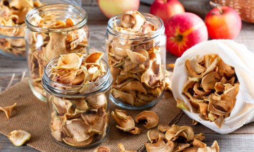 Τσιπς μήλου με κανέλα στον φούρνο