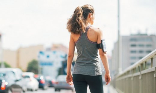 Πώς να κάψετε περισσότερες θερμίδες όταν περπατάτε