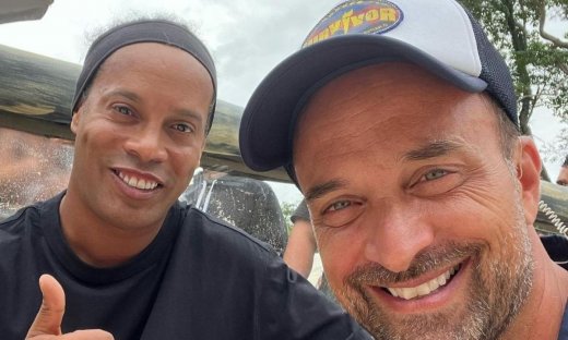 Ο Λιανός πόζαρε με τον Ronaldinho  και οι πρώην Survivors ζήλεψαν: Η αποκάλυψη για τον James