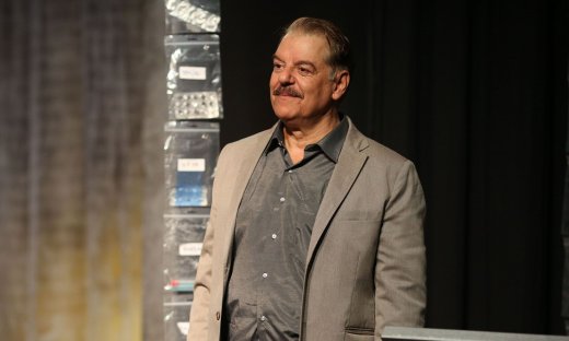 Βενετία Σώζου: Αυτή είναι η κούκλα κόρη του Χάρη Σώζου! Η σπάνια φωτό από θεατρική τους έξοδο