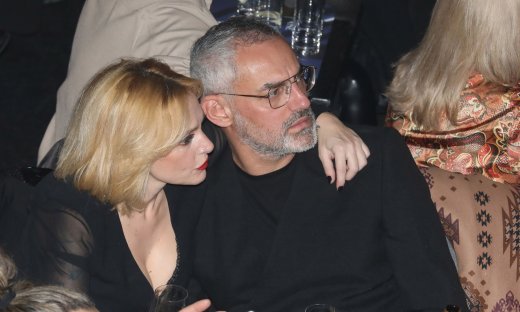 Ελεονώρα Ζουγανέλη-Νίκος Συρίγος: Τρυφερές αγκαλιές σε βραδινή τους έξοδο