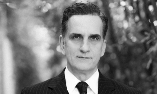 Νίκος Ψαρράς στο gossip-tv: «Ο ηθοποιός παίζει στο φως - Εκτίθεται και άρα... κρίνεται»