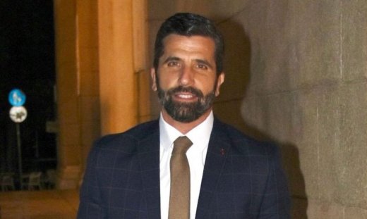 Ο Θανάσης Βισκαδουράκης μπαίνει στη Γη της Ελιάς