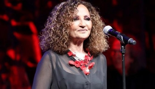 Γλυκερία: Εγκλωβισμένη στο Ισραήλ η τραγουδίστρια – Μαζί της Καραφώτης, Κετιμέ, Ζαζόπουλος & Νταντά