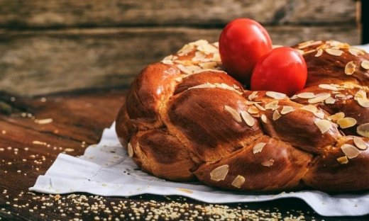 Τώρα μπορείς να φτιάξεις το αγαπημένο και αφράτο πασχαλινό τσουρέκι όλων με Φαρίνα ΓΙΩΤΗΣ