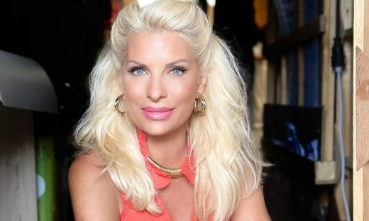 Μενεγάκη: Η φώτο χωρίς μακιγιάζ από το νέο της σπίτι & το μήνυμα λίγo πριν το τέλος της στο Mega