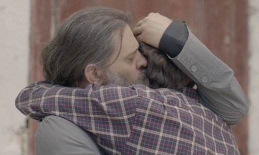 Το προξενιό της Ιουλίας: Ο Επιφάνειος αποκαλύπτει στο Χρήστο ότι είναι πατέρας του