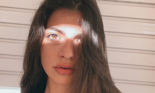 Γη της Ελιάς: Αυτή η γυναίκα μπαίνει στη ζωή του Κουράκου και δεν είναι η Αριάδνη