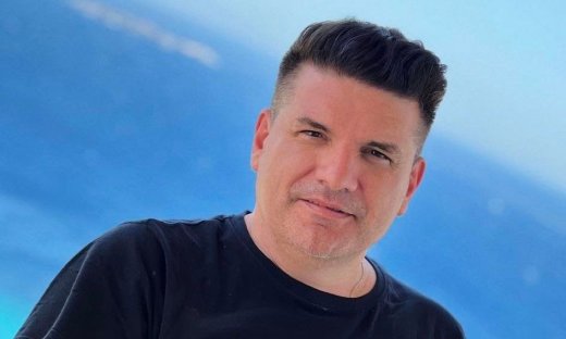 Γιάννης Καψάλης: Οι οικογενειακές φωτό και οι ευχές στην κόρη και την πεθερά του