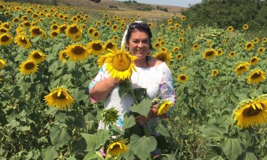 Μαρία Εκμετσίογλου: «Στα 25 μου άσπρισαν από τη στεναχώρια δυο τούφες από τα μαλλιά μου»